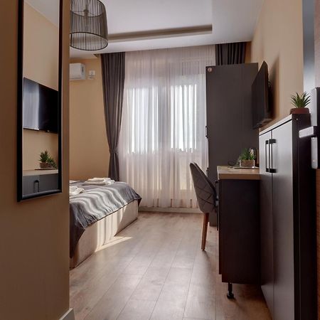 Midtown Prishtina Stays - Central Location Pristina Buitenkant foto