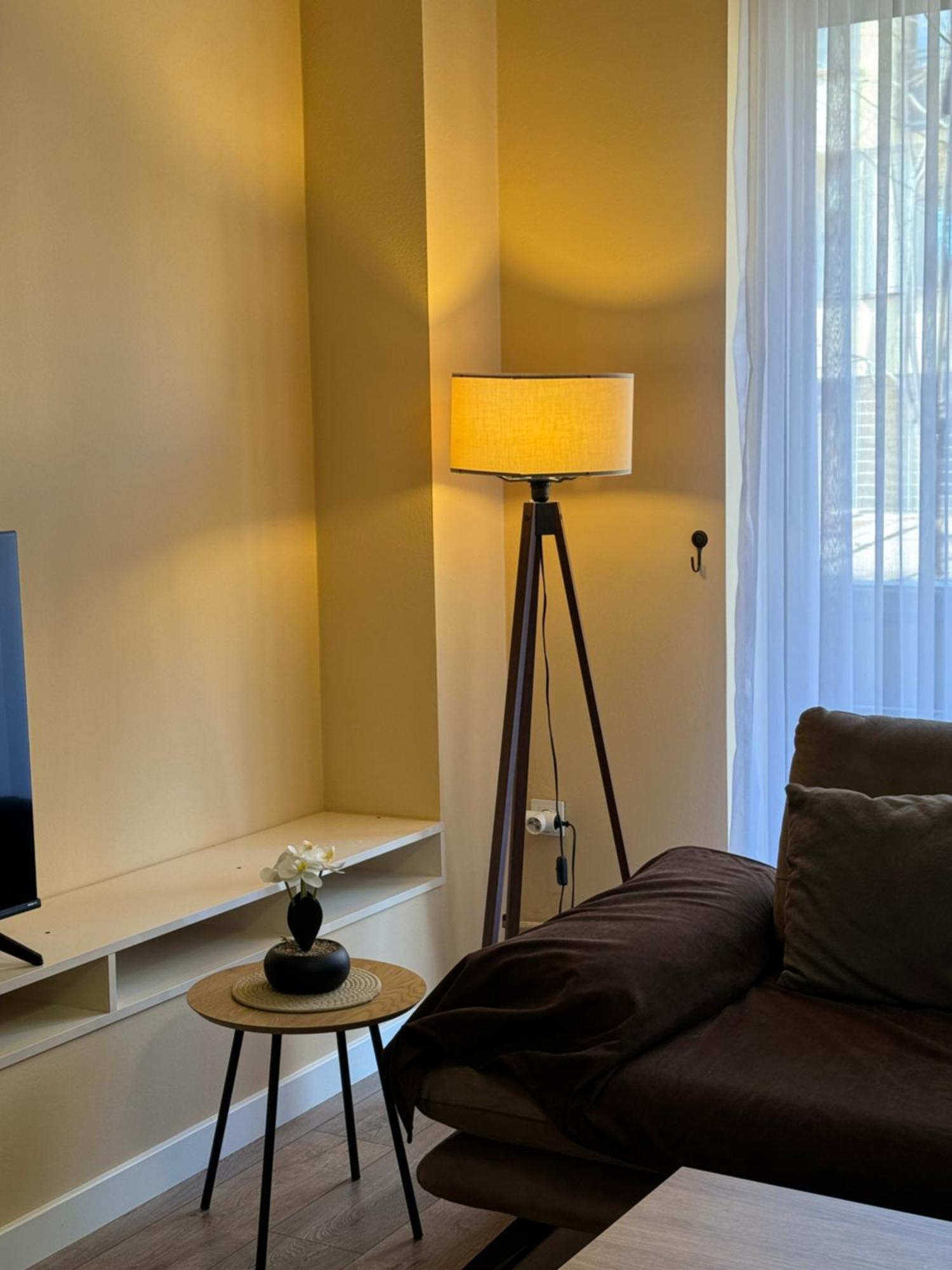 Midtown Prishtina Stays - Central Location Pristina Buitenkant foto